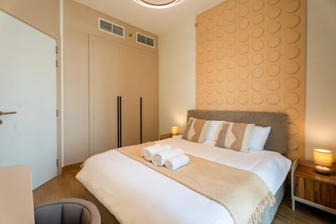 Comfortable 1 Bedroom with Balcony Vista 1 Apartment in Abu Dhabi