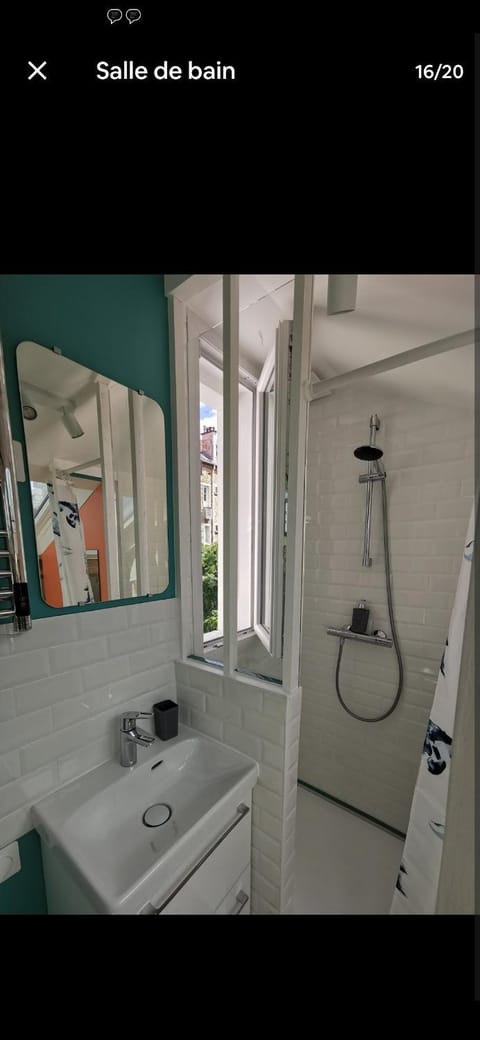 Studio Courbevoie gare La Défense tout équipé ! Apartment in Courbevoie