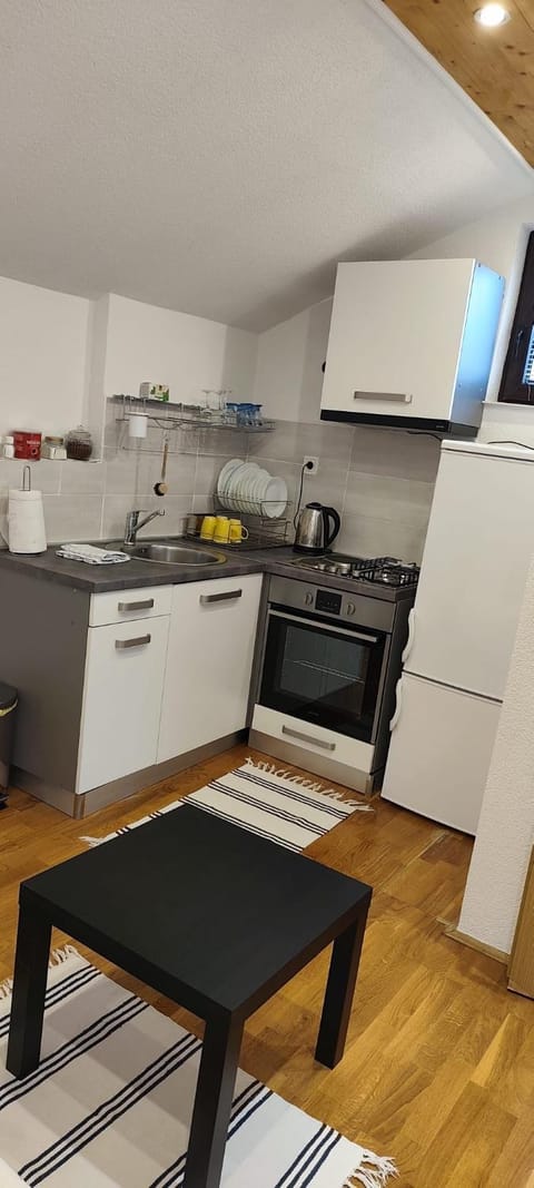 House Zaterini Bed and Breakfast in Lika-Senj County