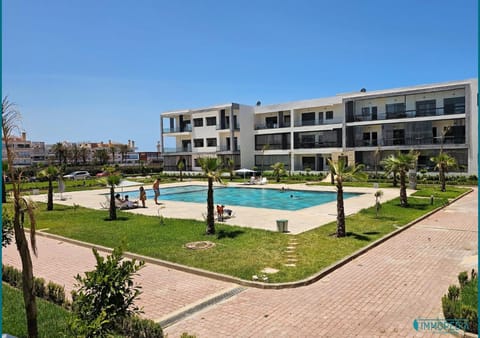 Garden, Swimming pool