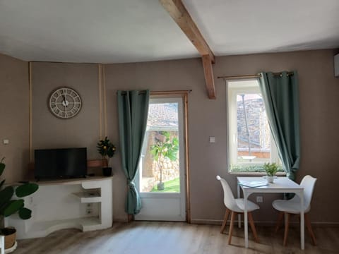 La Dolce Vita Clim et Jardin House in Provence-Alpes-Côte d'Azur