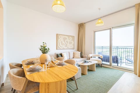 Families & Groups Paradise 5 min from Yas Island Theme Parks Apartment in Abu Dhabi