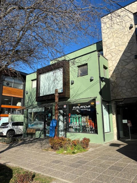 Property building, Location