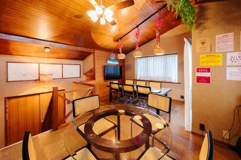 Dining area, kitchen