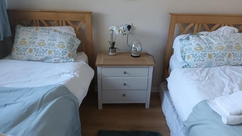 2 Bedroom Harbour Apartment House in Porthmadog