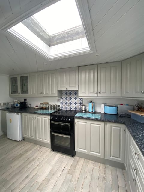 1800's Cosy Cottage in Dungarvan House in County Waterford