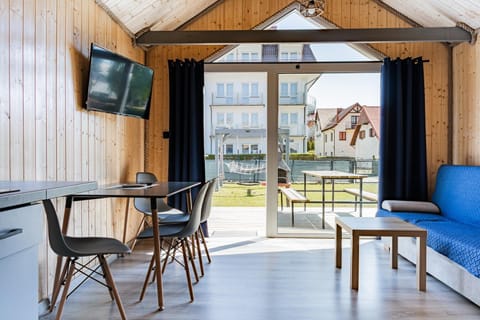 TV and multimedia, Balcony/Terrace, Living room, Dining area