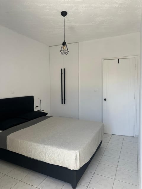 Bed, Bedroom, wardrobe