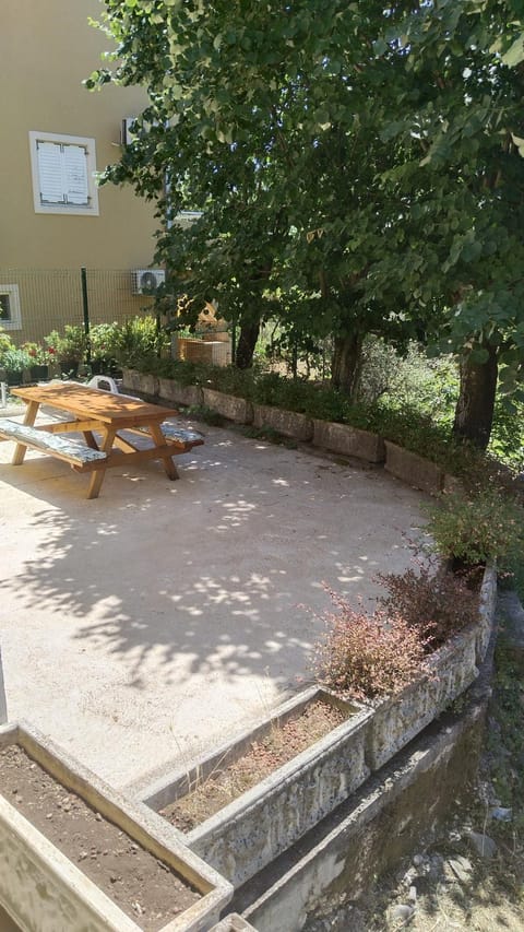 Three lindens Country House in Kotor Municipality