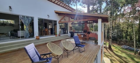 Patio, Garden, View (from property/room), Balcony/Terrace, Seating area, Dining area, Garden view