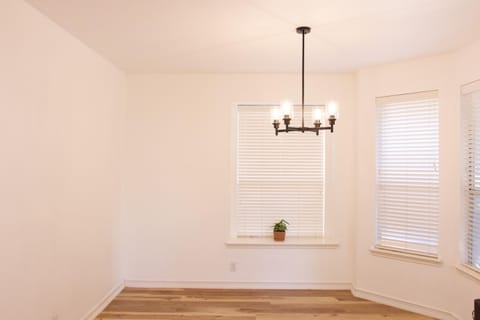 Spacious & Serene Home Near San Antonio House in San Antonio