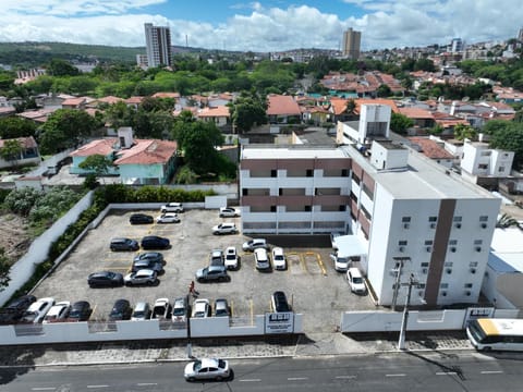 Property building, Neighbourhood, Bird's eye view, City view, Street view, Location, Parking
