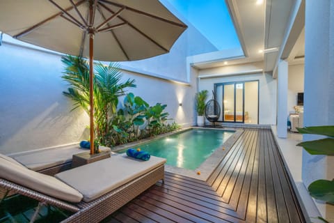 Garden view, Pool view, sunbed