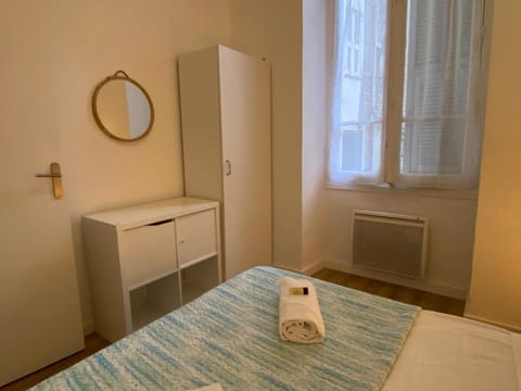 Bed, Bedroom, wardrobe