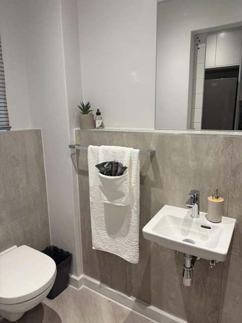 Platform 133 2 Tabak Apartment in Cape Town