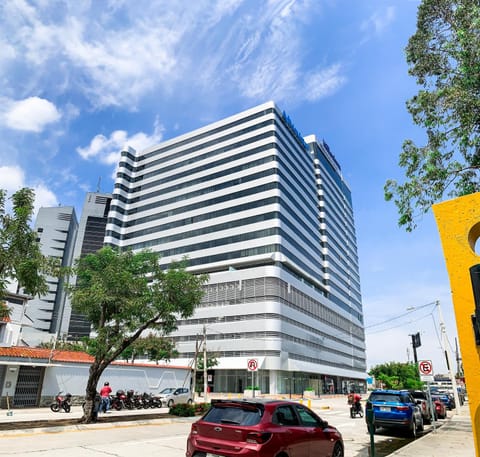 Property building, Off site, Day, Neighbourhood, City view, Street view, Location