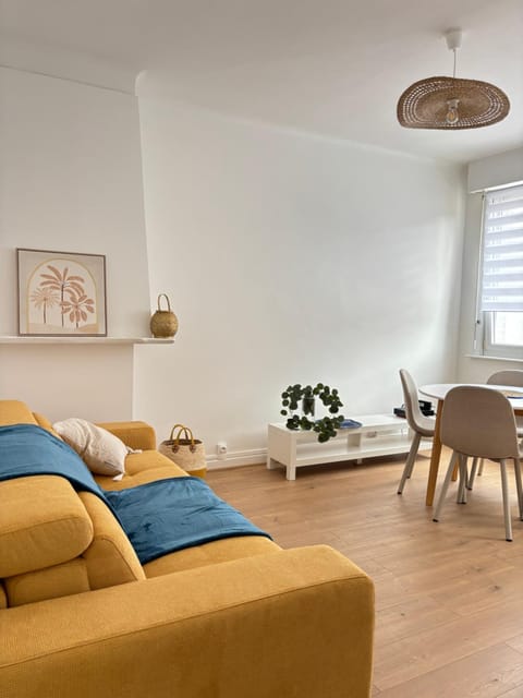 Majorelle Apartment in Dunkirk