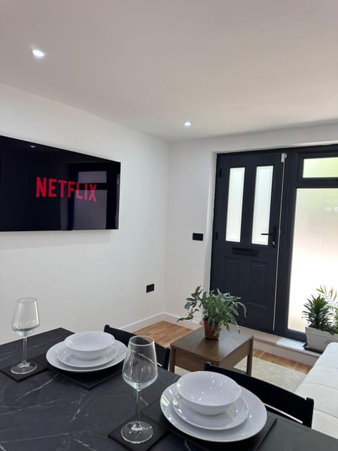 1 bedroom apartment - The Olive Tree Apartment in Southampton