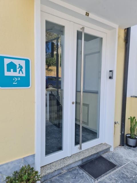Off site, Lobby or reception