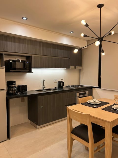 Kitchen or kitchenette, Dining area, stove, toaster