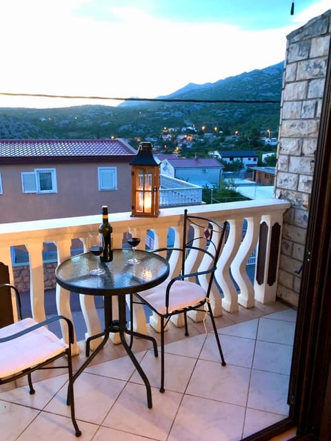 Natural landscape, Balcony/Terrace, Mountain view