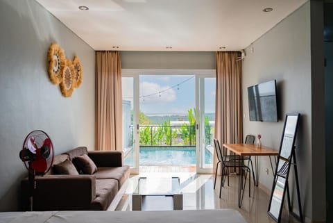 Communal lounge/ TV room, TV and multimedia, View (from property/room), Living room, Dining area