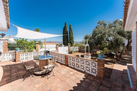 Villa Alegría Málaga Jardín privado y relax cerca del aeropuerto Villa in Alhaurín de la Torre
