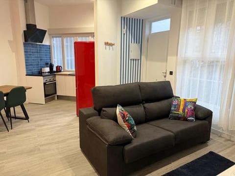 Moderno apartamento en Madrid climatizado Apartment in Madrid