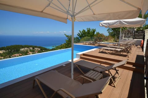 Pool view, Sea view, Swimming pool, sunbed
