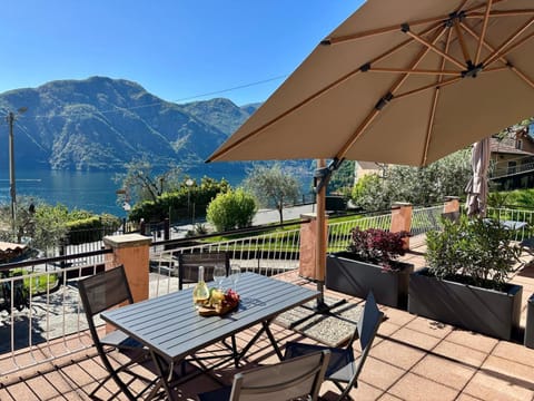 Casetta Rossa Apartment in Tremezzo