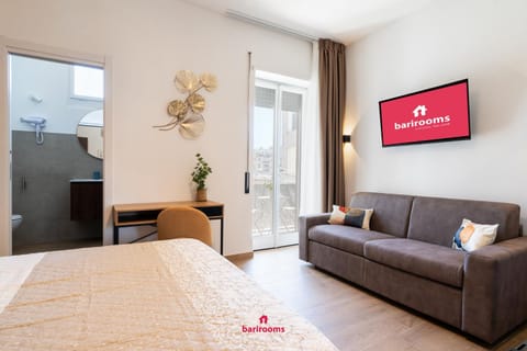 TV and multimedia, Photo of the whole room