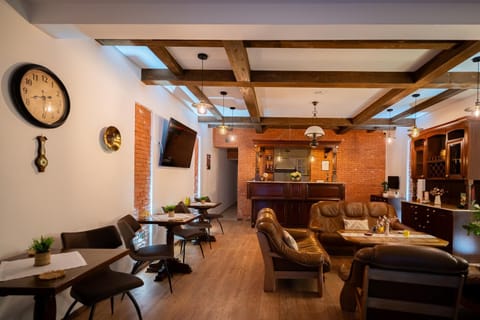 Communal lounge/ TV room, Lobby or reception, Seating area