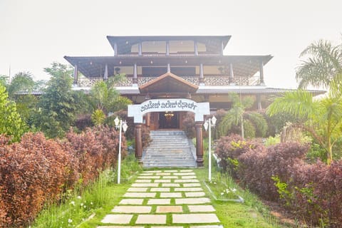 Property building, Day, Garden