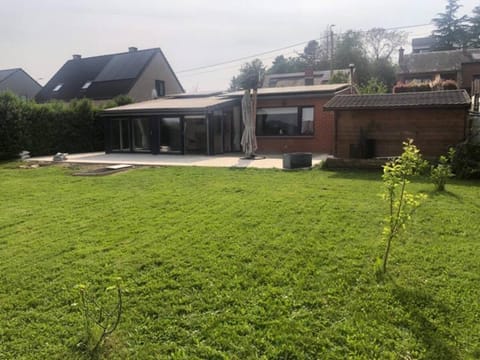 Le Coeur sur la Main Country House in Wallonia, Belgium