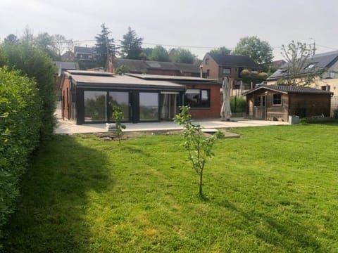 Le Coeur sur la Main Country House in Wallonia, Belgium