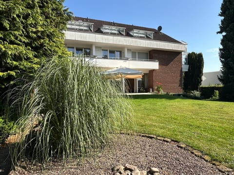 Property building, Garden, Garden view