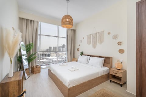 Bed, View (from property/room), Photo of the whole room, Bedroom