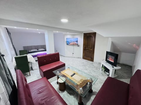 Dardania Hostel Hostel in Montenegro