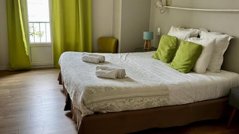 Le Bassin Hôtel Restaurant Hotel in L'Isle-sur-la-Sorgue