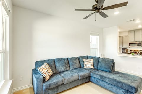 2 Mi to Downtown Temple Newly Built Townhome! House in Temple