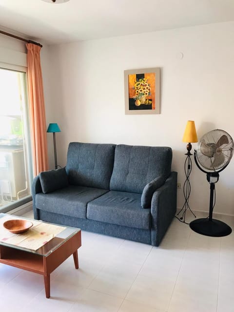 Acogedor Apartamento con piscina SOLO FAMILIAS Apartment in Gandia