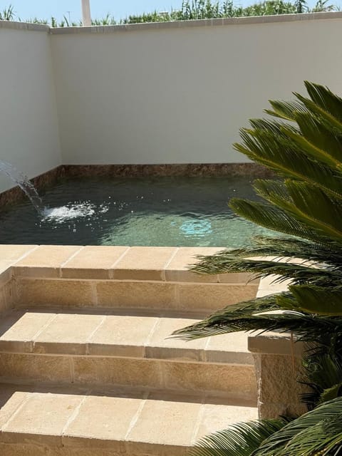 Day, Hot Tub, Pool view, Swimming pool