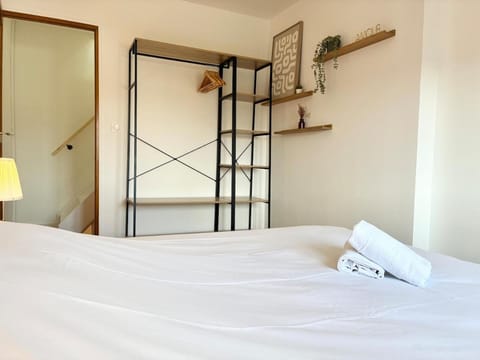 Charmante maison rénovée 2 chambres 6 voyageurs House in Lille