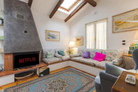 Private Garden Elegant House 5 minutes from the sea House in Trieste