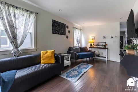 City-Center 2BR Near Attractions Apartment in Indianapolis