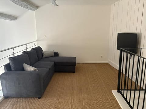 Atypical house with terrace House in Grignan