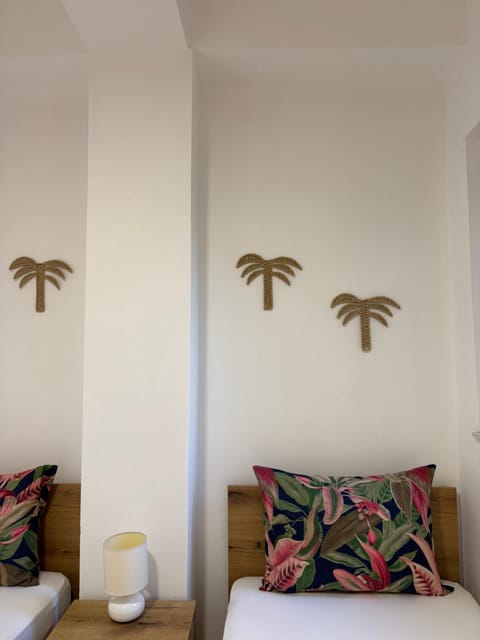 Bed, Decorative detail, Bedroom