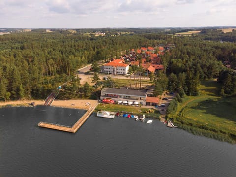 Nearby landmark, Natural landscape, Bird's eye view, Lake view
