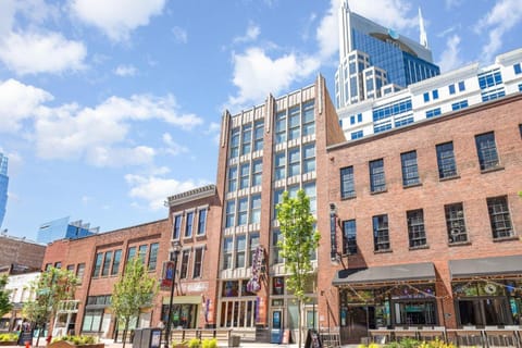 The Saddlery-Playlist-2 Units-Walk to Broadway House in East Nashville