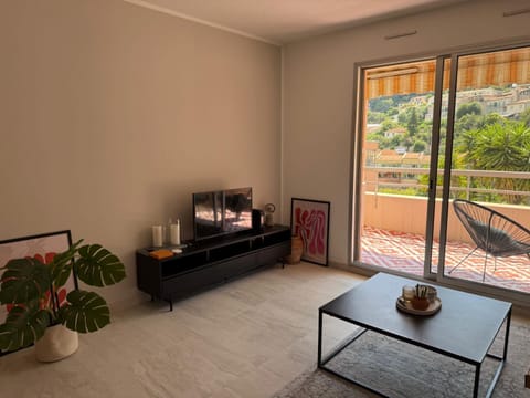 Balcony/Terrace, Living room